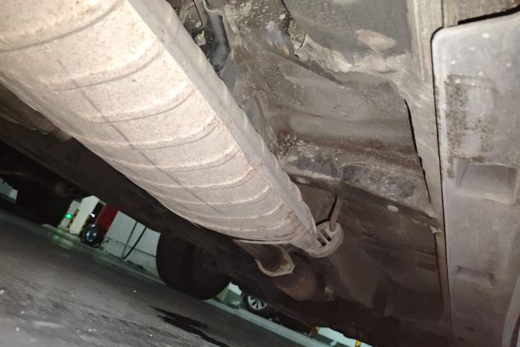 Used BYD S7 2015 2.0T Automatic Prestige Model Chassis Rear Right