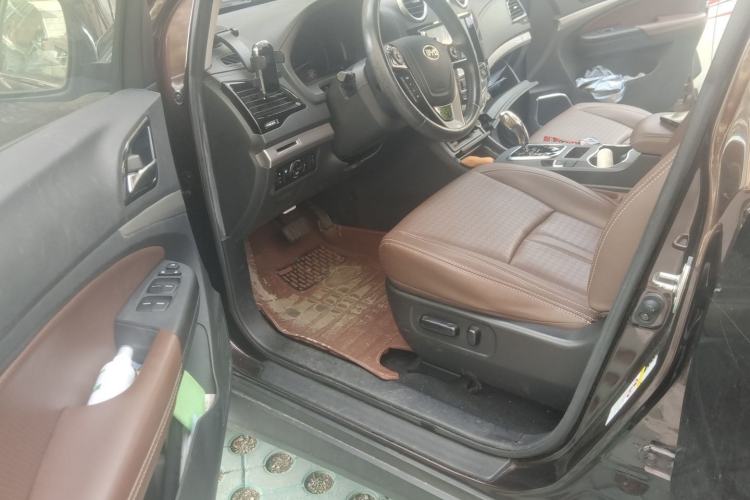 Used BYD S7 2015 2.0T Upgraded Automatic Luxury Version Driver Seat
