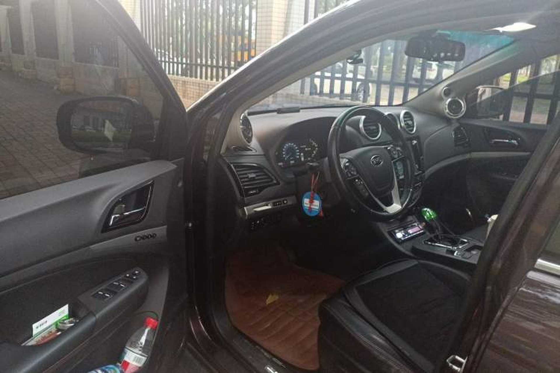 Used BYD S7 2015 2.0T Automatic Flagship Edition Driver Seat