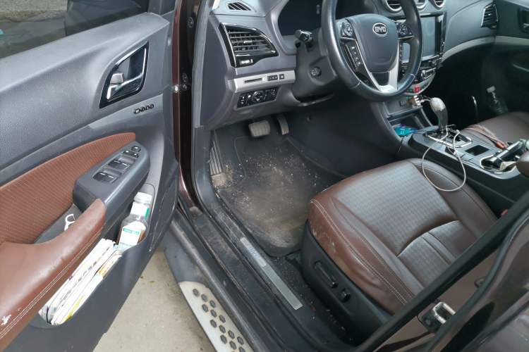 Used BYD S7 2015 2.0T Upgraded Automatic Flagship Version Driver Seat