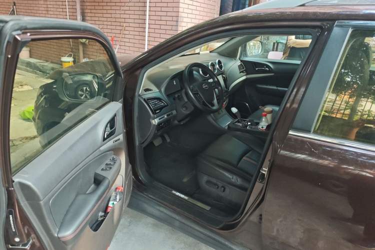 Used BYD S7 2015 2.0T Automatic Flagship Edition Driver Seat