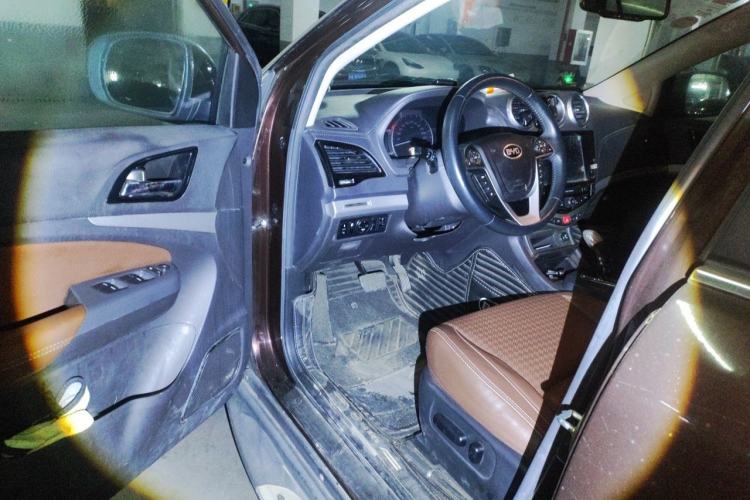 Used BYD S7 2015 2.0T Automatic Prestige Model Driver Seat