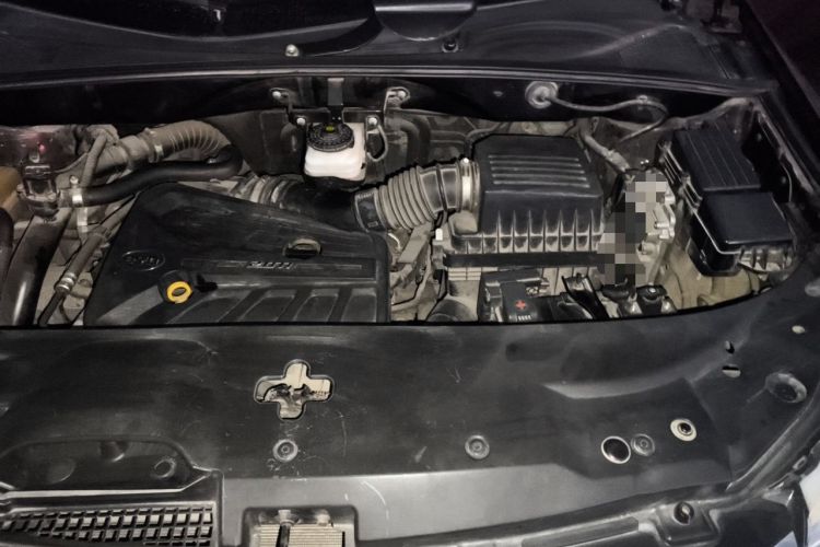 Used BYD S7 2015 2.0T Upgraded Automatic Flagship Version Engine Bay