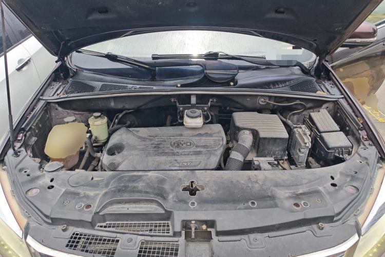 Used BYD S7 2015 1.5T Upgraded Manual Luxury Model Engine Bay