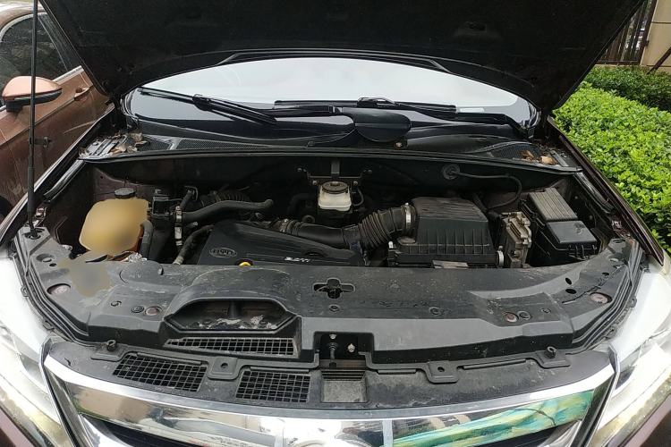 Used BYD S7 2015 2.0T Automatic Flagship Edition Engine Bay