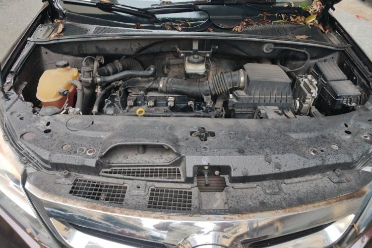 Used BYD S7 2015 2.0T Upgraded Automatic Luxury Version Engine Bay