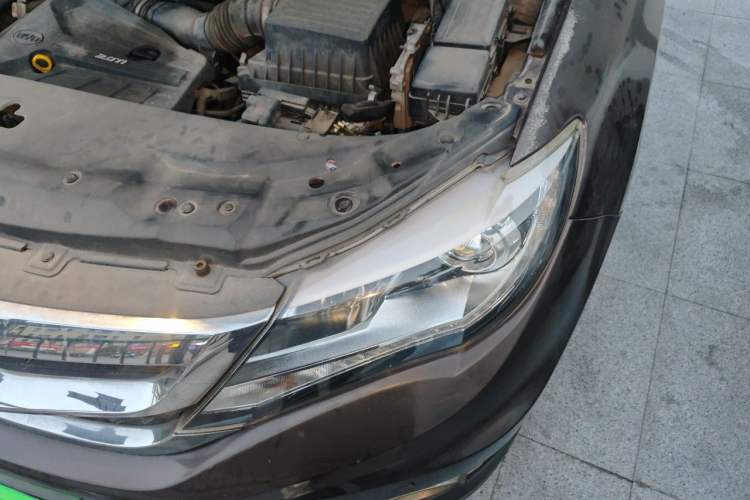 Used BYD S7 2015 2.0T Upgraded Automatic Luxury Version Engine Bay Left