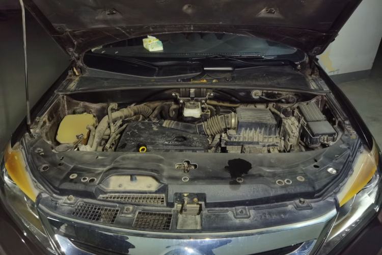 Used BYD S7 2015 2.0T Upgraded Automatic Luxury Version Engine Bay