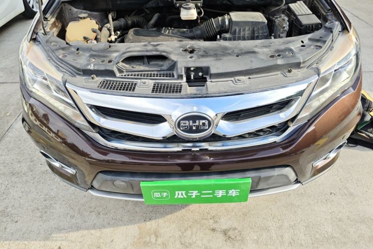 Used BYD S7 2015 2.0T Upgraded Automatic Luxury Version Engine Bay