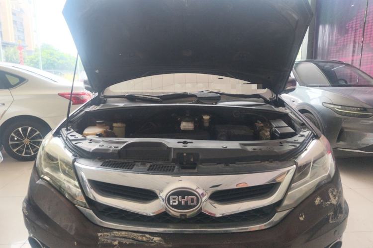 Used BYD S7 2015 1.5T Manual Luxury Model Engine Bay