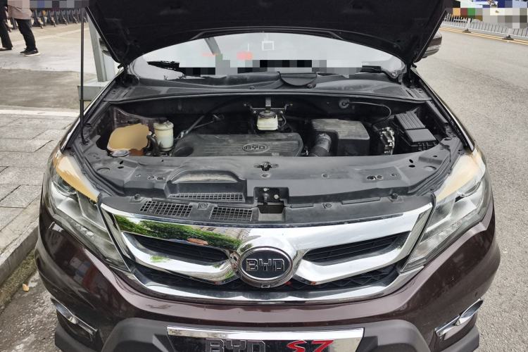 Used BYD S7 2015 1.5T Upgraded Manual Luxury Model Engine Bay