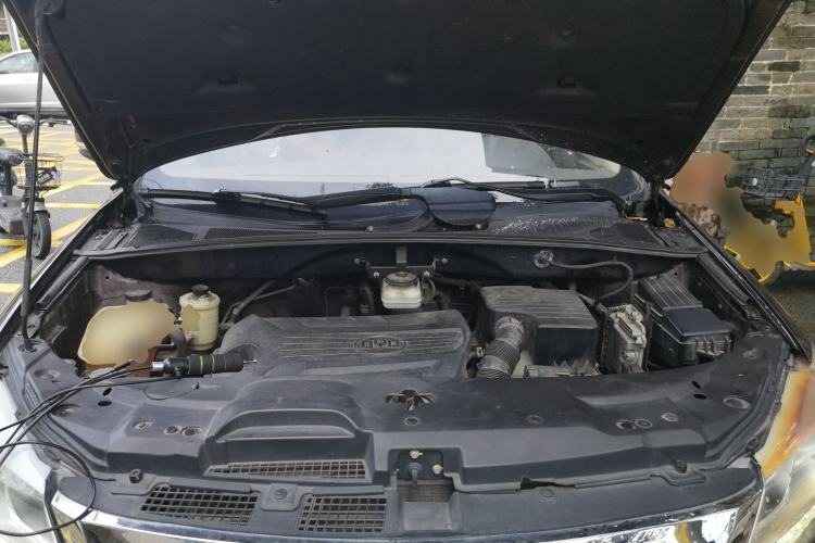 Used BYD S7 2015 1.5T Upgraded Manual Luxury Model Engine Bay