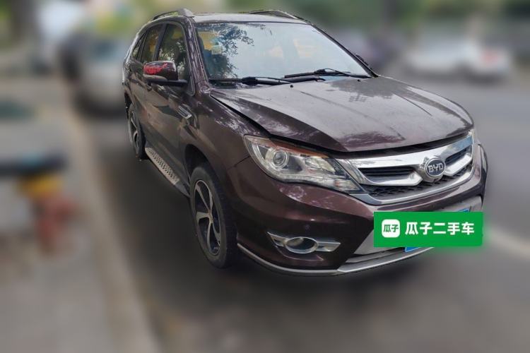 Used BYD S7 2015 2.0T Upgraded Automatic Luxury Version Exterior 2
