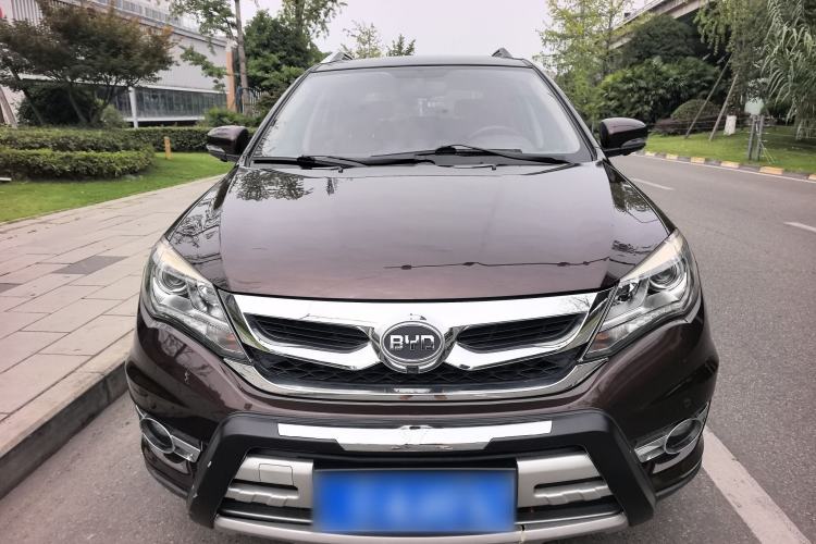Used BYD S7 2015 2.0T Upgraded Automatic Luxury Version Exterior 4