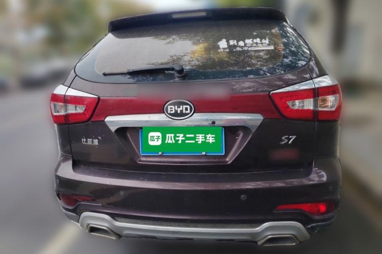 Used BYD S7 2015 2.0T Upgraded Automatic Luxury Version Exterior 4