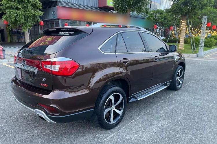 Used BYD S7 2015 2.0T Upgraded Automatic Luxury Version Exterior 5