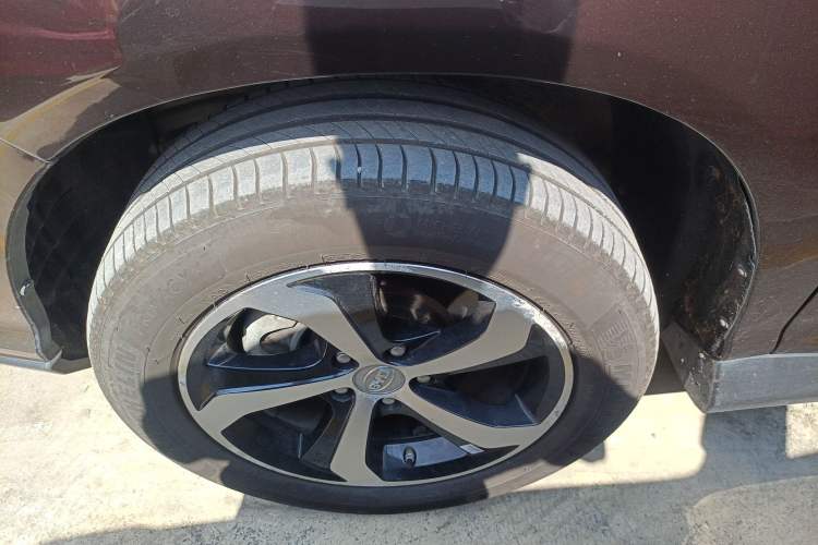 Used BYD S7 2015 2.0T Upgraded Automatic Flagship Version Exterior 7
