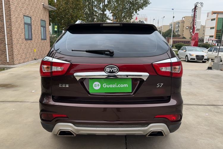 Used BYD S7 2015 2.0T Upgraded Automatic Luxury Version Exterior 7