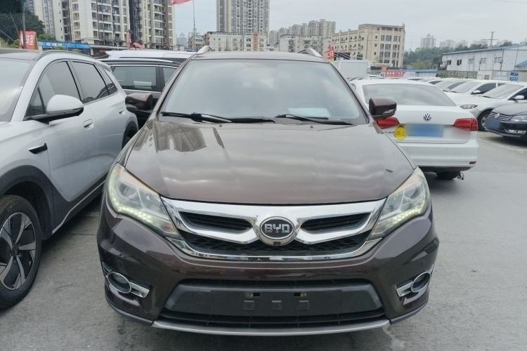 Used BYD S7 2015 2.0T Upgraded Automatic Luxury Version Front