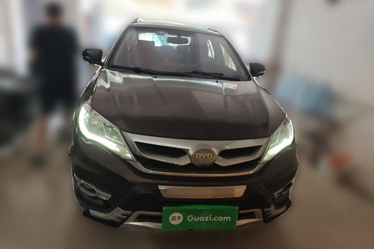 Used BYD S7 2015 2.0T Upgraded Automatic Luxury Version Front