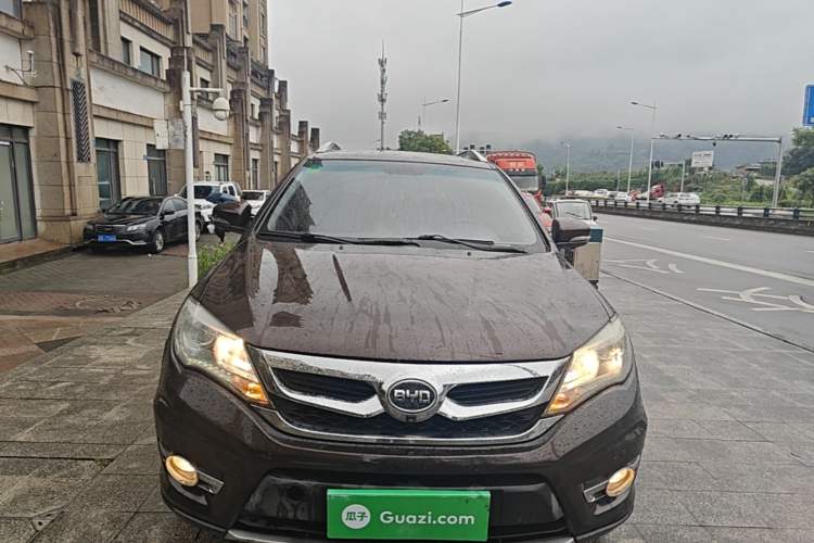 Used BYD S7 2015 2.0T Automatic Flagship Edition Front