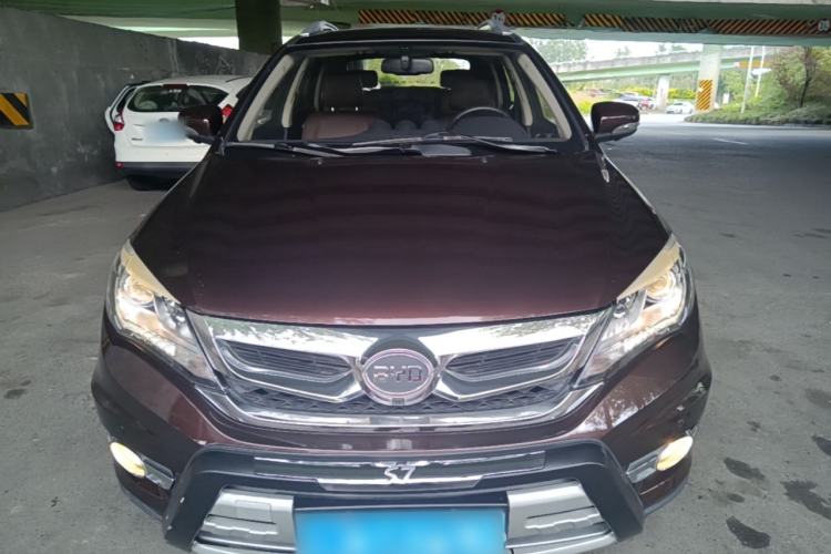 Used BYD S7 2015 2.0T Upgraded Automatic Luxury Version Front