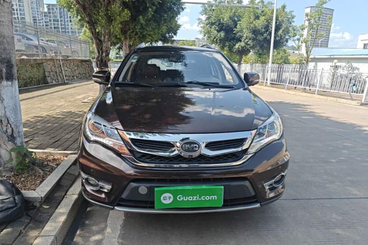 Used BYD S7 2015 2.0T Upgraded Automatic Luxury Version Front