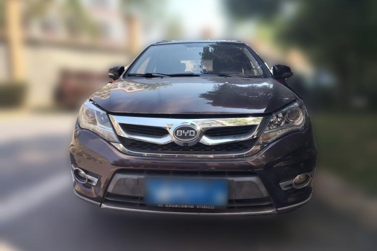 Used BYD S7 2015 2.0T Upgraded Automatic Luxury Version Front