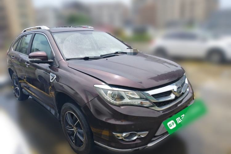 Used BYD S7 2015 1.5T Upgraded Manual Luxury Model Front Right 45 Deg