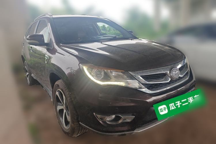 Used BYD S7 2015 2.0T Upgraded Automatic Luxury Version Front Right 45 Deg