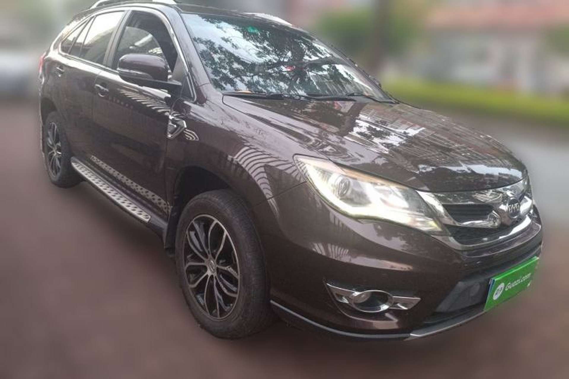 Used BYD S7 2015 2.0T Automatic Flagship Edition Front Right 45 Deg