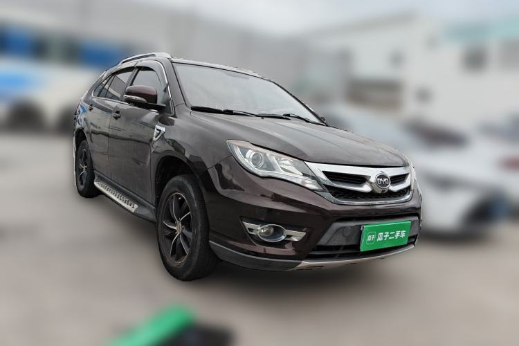 Used BYD S7 2015 1.5T Manual Luxury Model Front Right 45 Deg
