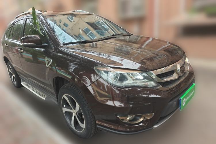 Used BYD S7 2015 2.0T Automatic Prestige Model Front Right 45 Deg
