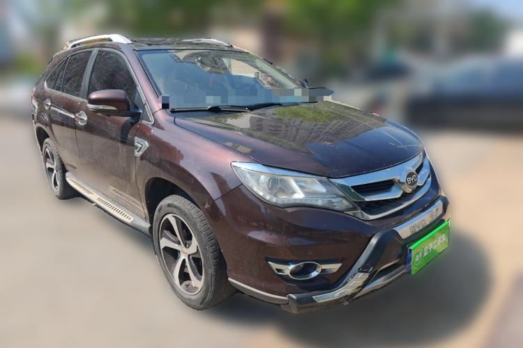 Used BYD S7 2015 2.0T Upgraded Automatic Flagship Version Front Right 45 Deg