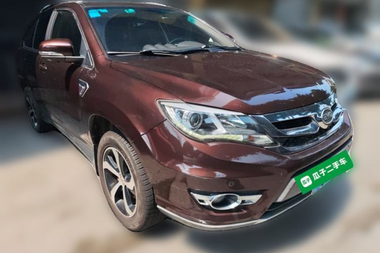 Used BYD S7 2015 2.0T Automatic Prestige Model Front Right 45 Deg