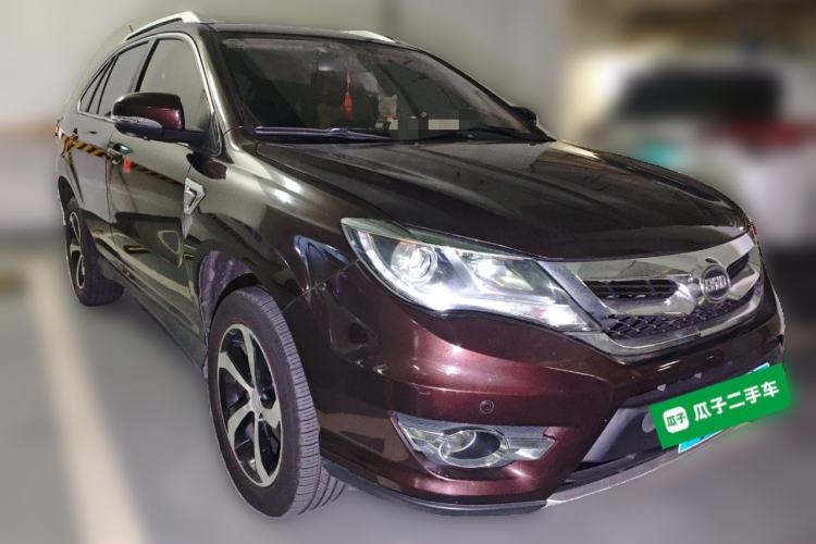 Used BYD S7 2015 2.0T Automatic Prestige Model Front Right 45 Deg