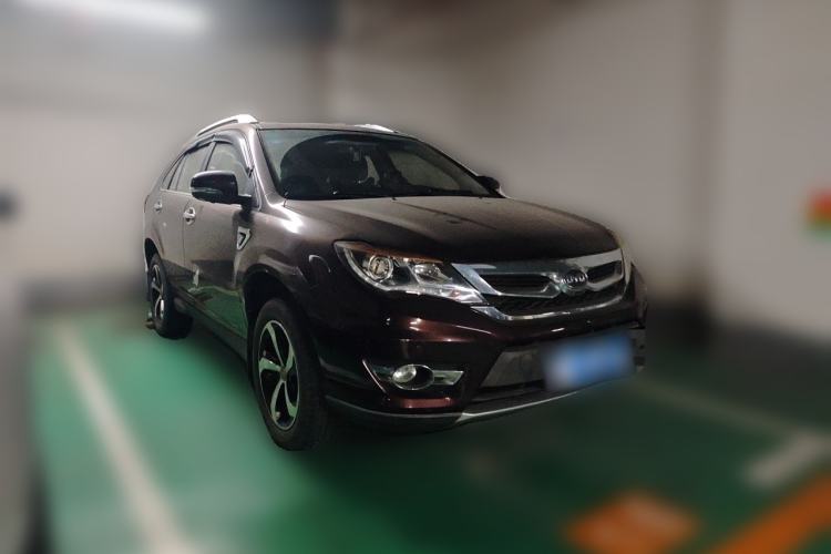 Used BYD S7 2015 2.0T Automatic Prestige Model Front Right 45 Deg