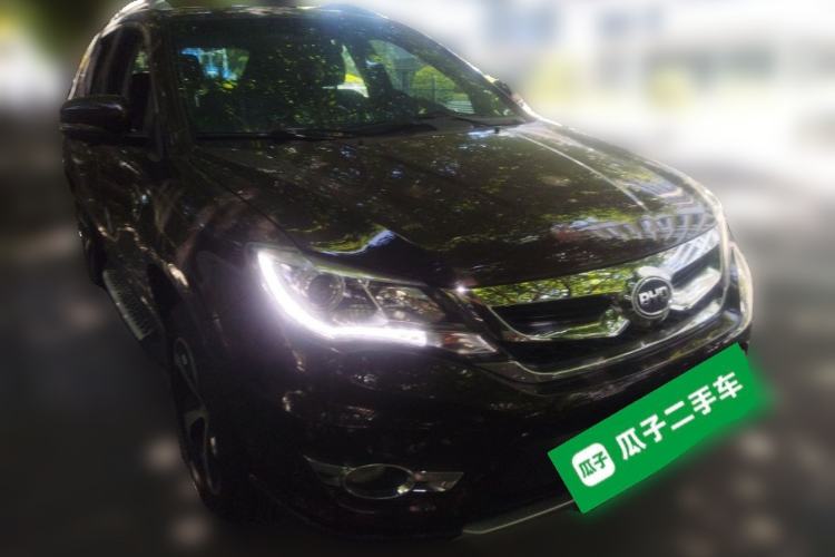 Used BYD S7 2015 2.0T Automatic Prestige Model Front Right 45 Deg