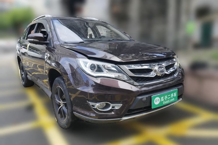 Used BYD S7 2015 1.5T Upgraded Manual Luxury Model Front Right 45 Deg