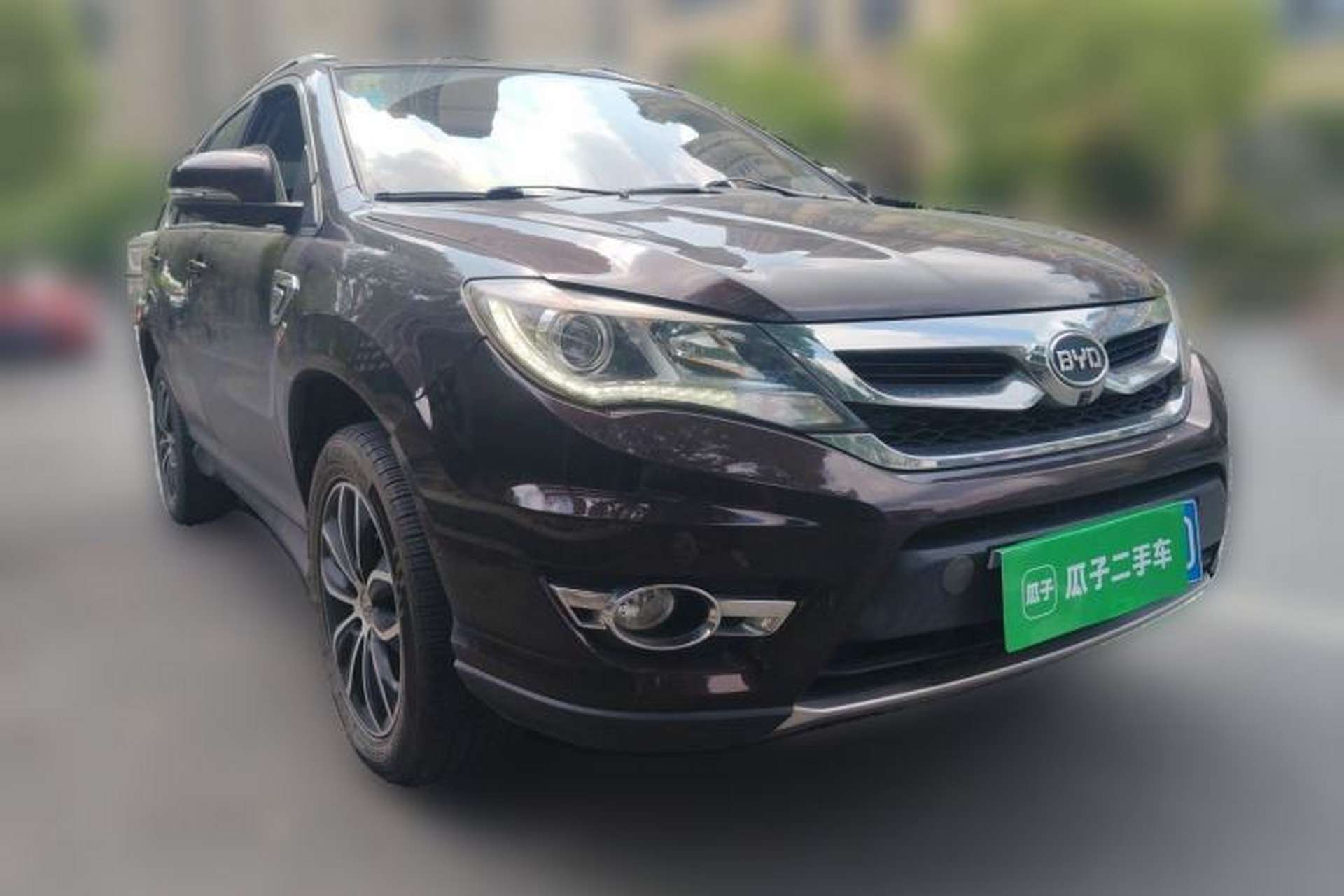 Used BYD S7 2015 2.0T Upgraded Automatic Luxury Version Front Right 45 Deg