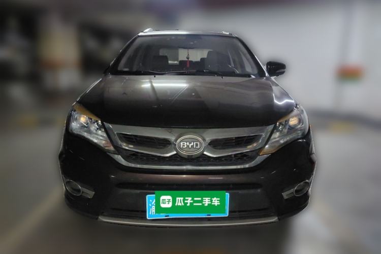 Used BYD S7 2015 2.0T Upgraded Automatic Luxury Version Front