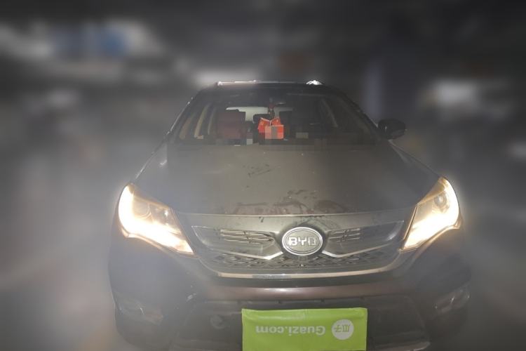 Used BYD S7 2015 2.0T Upgraded Automatic Flagship Version Front