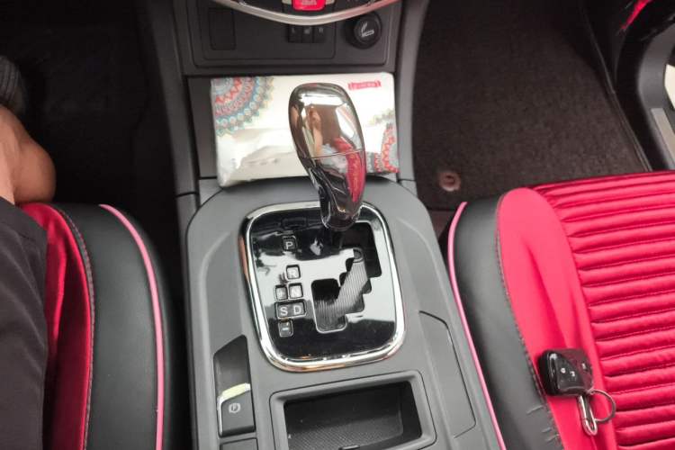 Used BYD S7 2015 2.0T Upgraded Automatic Flagship Version Gear Lever