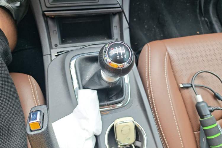 Used BYD S7 2015 1.5T Upgraded Manual Luxury Model Gear Lever