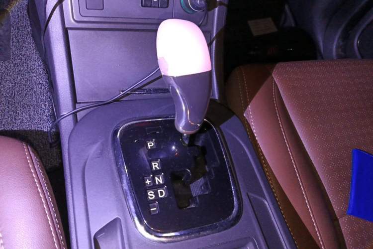 Used BYD S7 2015 2.0T Upgraded Automatic Flagship Version Gear Lever