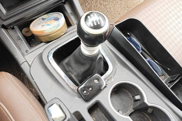 Used BYD S7 2015 1.5T Manual Luxury Model Gear Lever