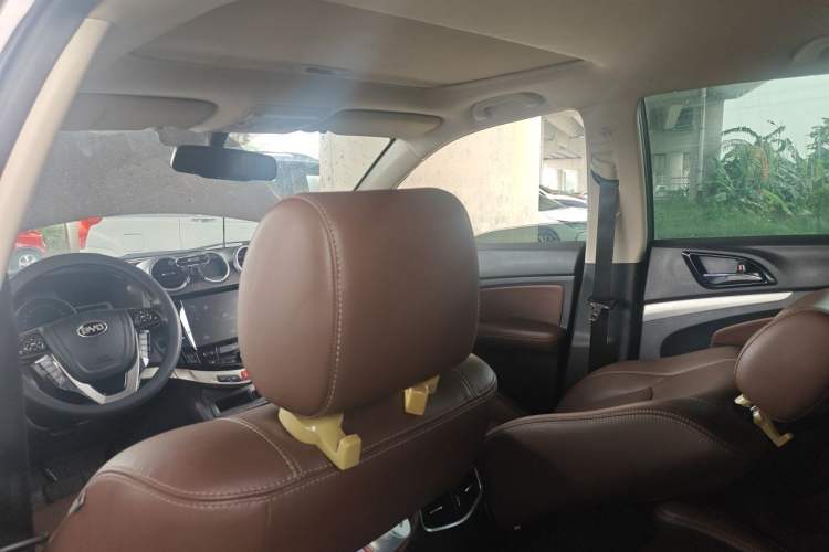 Used BYD S7 2015 2.0T Upgraded Automatic Luxury Version Headliner