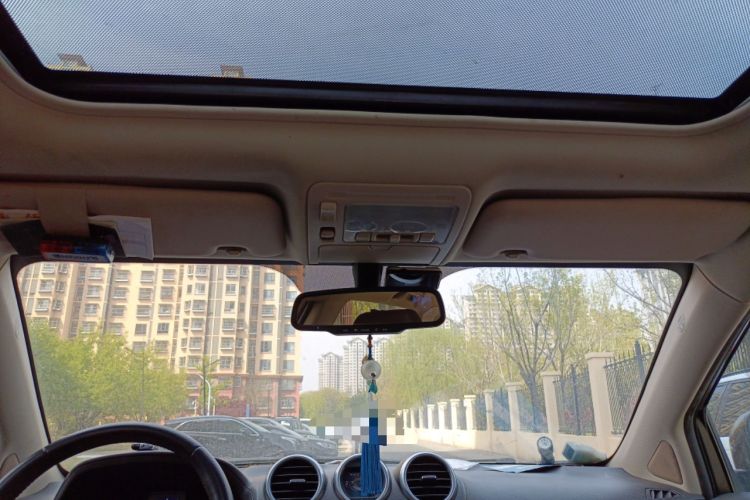 Used BYD S7 2015 2.0T Upgraded Automatic Luxury Version Headliner
