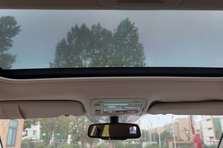 Used BYD S7 2015 2.0T Upgraded Automatic Luxury Version Headliner