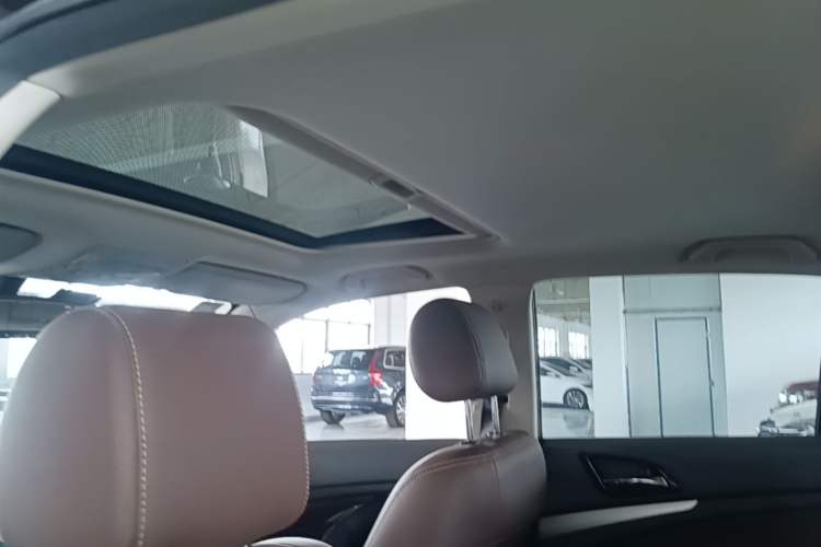 Used BYD S7 2015 2.0T Upgraded Automatic Flagship Version Headliner